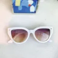 Gafas de sol blancas gruesas ojo de gato con lentes degradadas, estilo urbano y moderno. - Marco Blanco Púrpura Amarillo