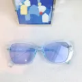 Schicke hellblaue transparente quadratische Sonnenbrille für Damen, modischer Stil. - Transparentes Blau