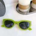 Trendy green small frame retro sunglasses for men and women stylish sun eyewear. - Green