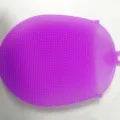 Violette Silikon Duschbürste weiche Borsten Körperreiniger für tägliche Dusche und Massage - Lila