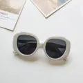 Trendy oversized white round sunglasses for women, fashion retro sun glasses with UV protection. - White