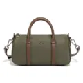 Petit sac boston en nylon imperméable avec poignées contrastées classiques et design cylindrique. - Vert olive