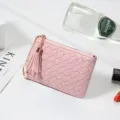 Porte-monnaie Tressé Rose avec Fermeture Éclair et Porte-clés Pompon élégant pour Femme. - A43# mauve pâle / Violet Lotus Clair