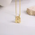 Minimalistische gouden letter A hanger ketting gladde 18k koperen sleutelbeen fij - Letter A