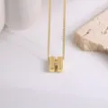 Collier Pendentif Lettre H Gonflée en Or, Bijou Ras de Cou Initial Minimaliste - Lettre H