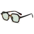Vintage Schildpatt quadratische Sonnenbrille mit UV-Schutz Gläsern für Streetwear Mode. - C3 Stil (5812) / Bract-Muster Rahmen / Hellgrüne Gläser