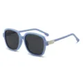 Gafas de sol retro azul claro para niños con remaches y lentes polarizadas protección UV. - Estilo Clavos de Arroz Montura Cuadrada (2213-2) / Montura Azul Mate Lente Gris