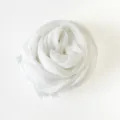 Sciarpa bianca unita arrotolata, scialle estivo leggero e hijab traspirante elegante. - 180*90CM / Bianco