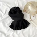 Effen zwarte geplooide gebreide sjaal voor dames winter, elegante lange warme kasjmier look. - Zwart