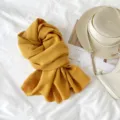 Effen geplooide lange sjaal voor dames, elegante warme winter sjaal imitatie kasjmier. - Gembergeel