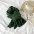 Donkergroene geplooide lange sjaal, zachte cashmere-achtige winterstola voor dames. - Donkergroen