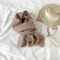 Effen gekleurde geplooide gebreide sjaal lange winter warme sjaal elegante mooie mode - Melkthee Koffie