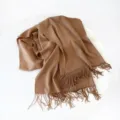 Sciarpa invernale tinta unita calda con frange, lunga sciarpa color cammello casual. - Cammello Scuro