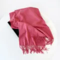 Sciarpa lunga invernale tinta unita calda con frange, morbido effetto cashmere stile. - Rosso Anguria