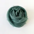 Sciarpa lunga in lino e cotone verde scuro con frange per protezione solare estiva elegante. - 180*90CM / Verde Scuro