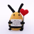 Handgemaakte gehaakte bijenpop met hart en bordje cadeau schattig zacht pluche speelgoed - Bij