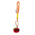 Porte-clés pomme au crochet fait main avec lunettes de soleil joli pendentif de sac en laine. - Porte-clés pomme rouge avec lunettes de soleil