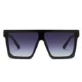 Große Oversize-Sonnenbrille mit flacher Oberkante, Farbverlaufsgläsern und schwarzem Rahmen. - C2 Schwarzer Rahmen Verlaufsgläser Grau