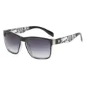 Gafas de sol cuadradas con patillas estampadas ideales para conducir al aire libre y playa. - Estilo de marco cuadrado (T1868) / C3 Patilla con patrón blanco y negro Lente gris degradado