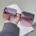 Gafas de sol grandes sin montura degradadas para mujer, proteccion UV morado rosa detalle. - Bisagra de Metal / Marco Beige Lente Degradada Gris Rosa