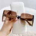 Gafas de sol elegantes de montura grande degradada marrón para mujeres, estilo coreano. - Bisagra de Metal / Marco Gris Lente Degradada Té