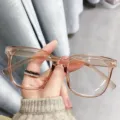 Gafas transparentes de montura grande con filtro de luz azul para mujeres elegantes. - Montura Té Transparente (Montura Vacía)