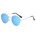 Lunettes de soleil rondes en métal avec verres réfléchissants bleus, style vintage. - Style Rond Polarisé Vintage (3447) / Monture en Acier Inoxydable / Monture Dorée avec Verres Bleu Glacé