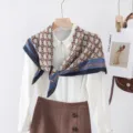 Foulard quadrato stampato vintage 90cm per donna sciarpa elegante in seta stile chic - Catena Morsetto