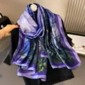 Künstlerischer blau-lila Seidenschal Detail, eleganter Krepp-Satin Schal für Damen Frühling. - Lila Orchidee / Große Größe