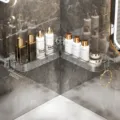 Transparentes Badezimmer Eckregal Duschregal Wandmontage Bad Organizer klarer Kunststoff - Klebe-Typ Drehbares Eckregal / Klarweiß