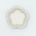 Piece de cadre de broderie en forme de fleur en bois accessoire DIY detail vue. - Fleur de prunier 7 cm