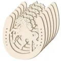 Découpe de fer à cheval en bois pendentif DIY avec motif de cheval sculpté pour artisanat - Style 02 (48 Pièces/Paquet) / 8.3x9x0.25cm