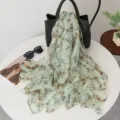 Sciarpa in seta con stampa floreale verde chiaro donna scialle lungo elegante estivo - Camelia Orientale Verde Chiaro