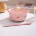Rosa Keramik Instant Nudelschüssel mit Deckel, süßes Schleifen-Design und Doppelohren 800ml - Schüssel mit Deckel + Stäbchen / Rosa