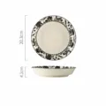 Plato hondo de cerámica retro de 8 pulgadas con patrón floral en blanco y negro en mesa. - Plato hondo japonés de 8 pulgadas - Patrón de cometa de tinta