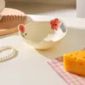 Hand-painted ceramic salad bowl with floral design, 7.25 inch kitchen tableware bowl for daily use. - 7.25-Inch Carved Salad Bowl