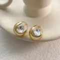 Elegante goldene Tropfen Kristall Ohrstecker, minimalistisches Luxus-Design für jeden Tag. - Gold Weiß Zirkonia (A1605-02C)