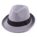 Vista detallada sombrero fedora fieltro gris, estilo británico clásico mujer invierno. - M (56-58cm) / Gris