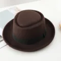 Brown felt jazz hat with black ribbon, classic British style retro porkpie dome hat for autumn. - One Size / Coffee