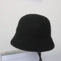 Sombrero de pescador tejido negro mujer, gorro bucket vintage de ganchillo otoño cálido. - M (56-58cm) / Negro