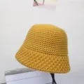 Sombrero de cubo de punto amarillo, cómodo sombrero de pescador de lana de invierno. - M (56-58cm) / Amarillo
