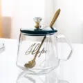 Tasse à café en verre facetté transparent avec couvercle élégant et cuillère dorée. - Couvercle Diamant + Cuillère / Vert