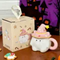 Jolie tasse en céramique fantôme avec chapeau de sorcière rose et boîte cadeau idéale. - Rose