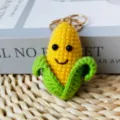 Llavero de maíz ganchillo hecho a mano amarillo verde bonito colgante de bolso lindo - Maíz