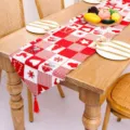 Camino de mesa navideno rojo blanco decoracion festiva para comedor con borlas. - Corazón estilo F