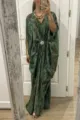 Details of the elegant bohemian batwing sleeve maxi dress with stylish abstract print. - One Size / Green Floral
