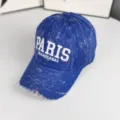 Casquette de baseball en denim bleu rétro délavé, visière courbée souple, style streetwear. - Réglable / Bleu Saphir Rétro