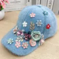 Berretto da baseball soffice carino da donna con strass floreali inverno caldo blu - Fiori di peluche / Blu