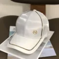 Modische weiße Damen Baseballcap mit glänzendem Finish und goldenem Rand Sonnenschutz - Verstellbar / Merzerisiertes Weiß Mit M-Label