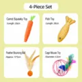 4-teiliges Katzenspielzeug Set mit interaktiver Plüschkarotte, Fisch, Federball und Maus. - 4-teiliges Spar-Set